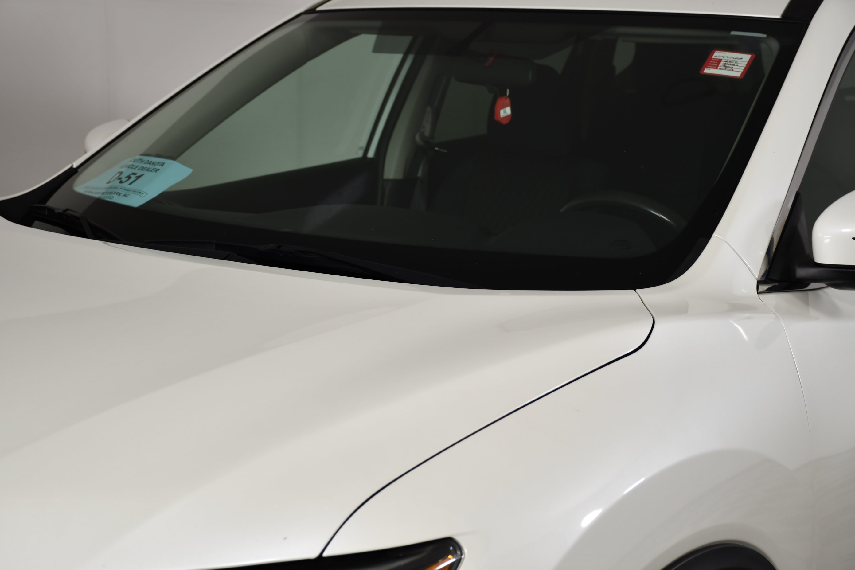Used 2017 Pearl White Nissan SV image 12