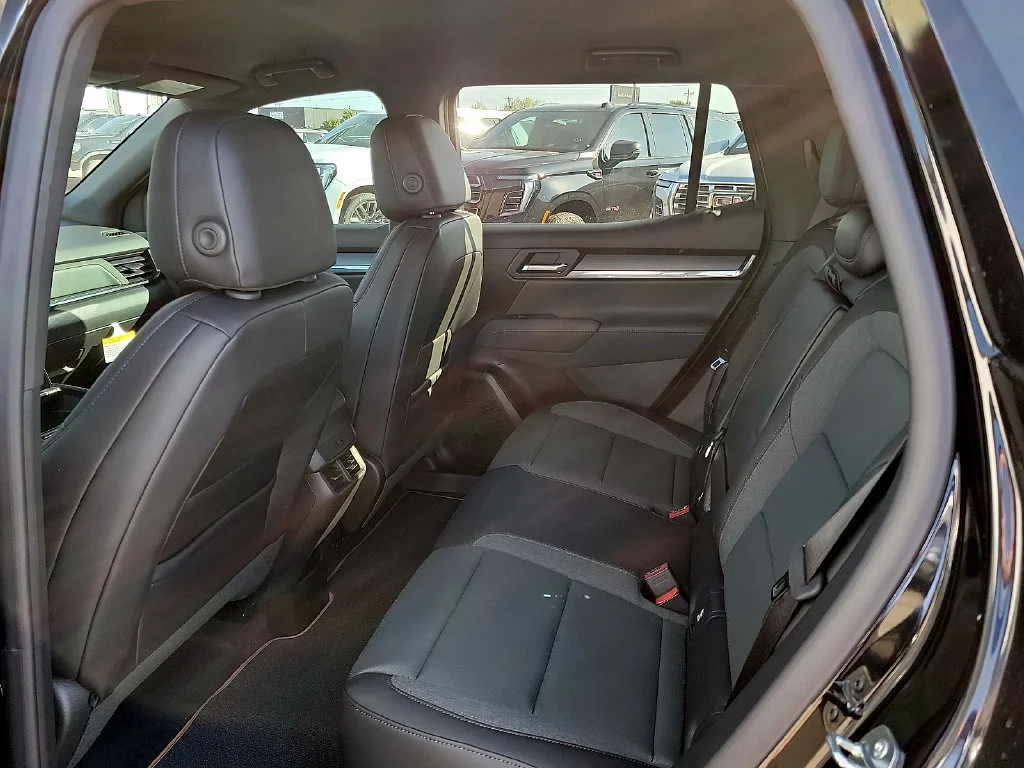 2027 GMC Terrain AT4 - Photo 16