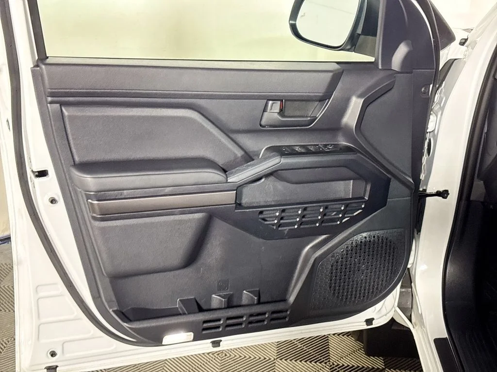 Used 2025 White Toyota SR5 image 10
