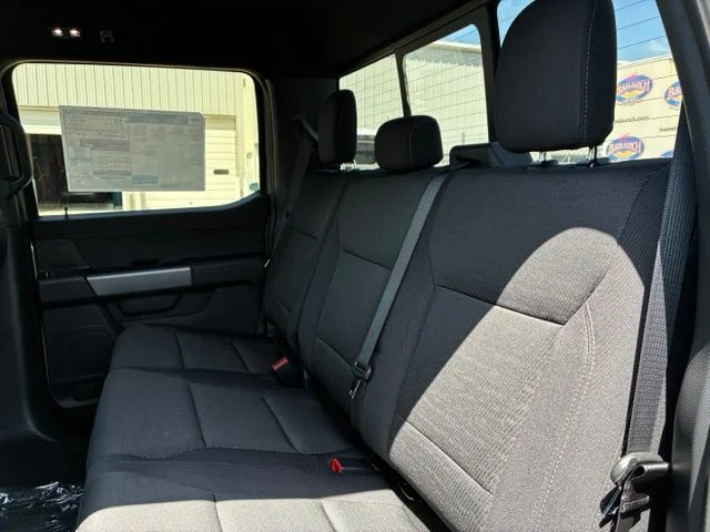 New 2026 Iconic Silver Metallic Ford XLT image 9