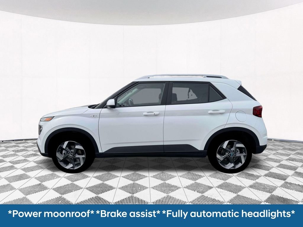 New 2026 White Hyundai SEL image 4