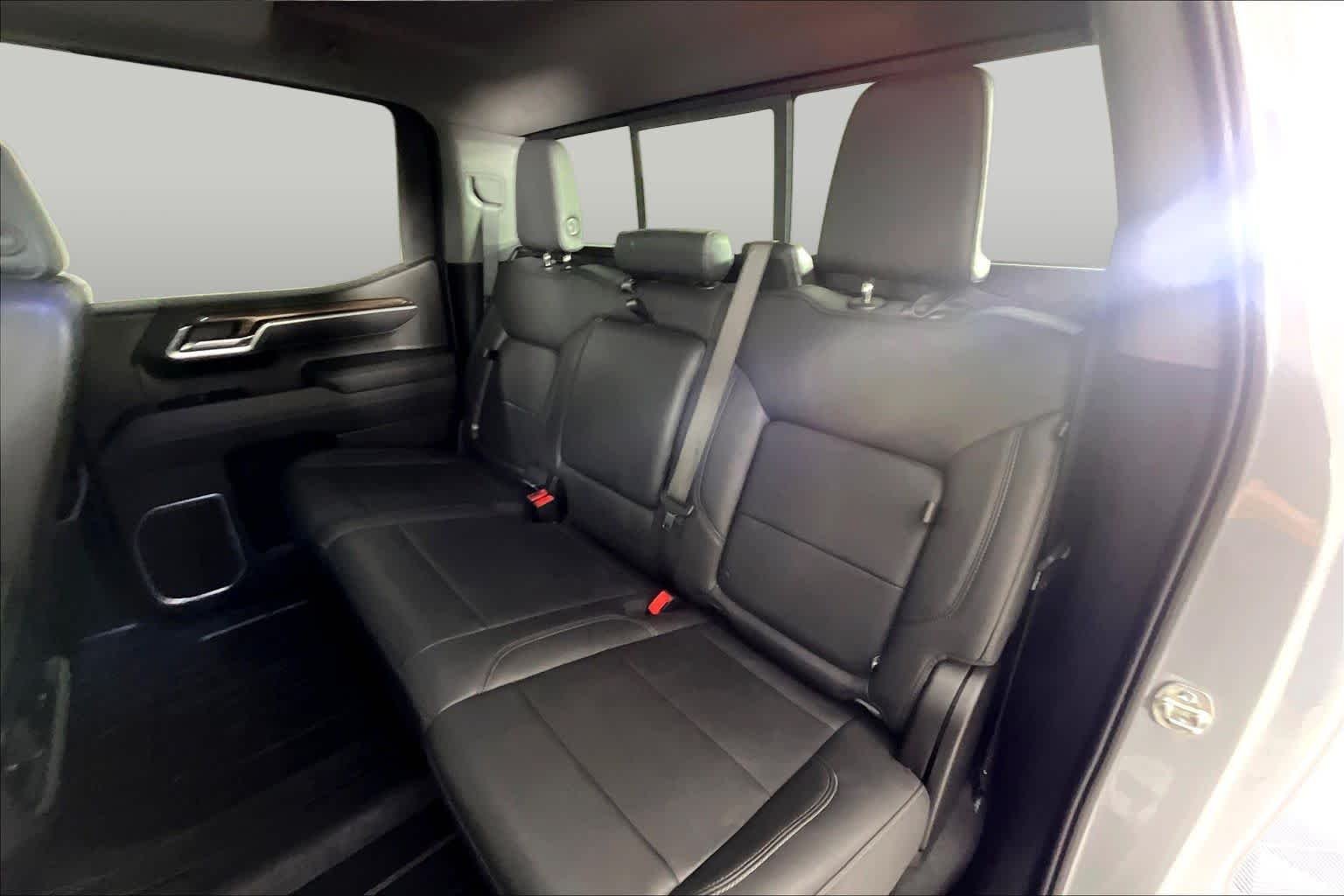 Used 2025 Slate Gray Metallic Chevrolet RST image 18