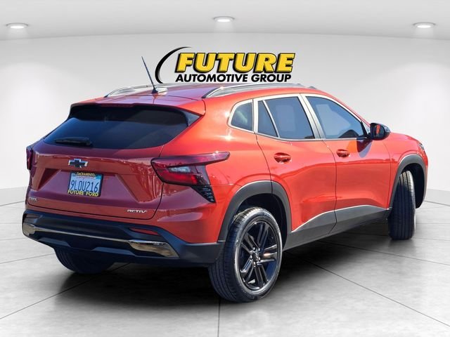 Used 2024 Red Chevrolet ACTIV image 4