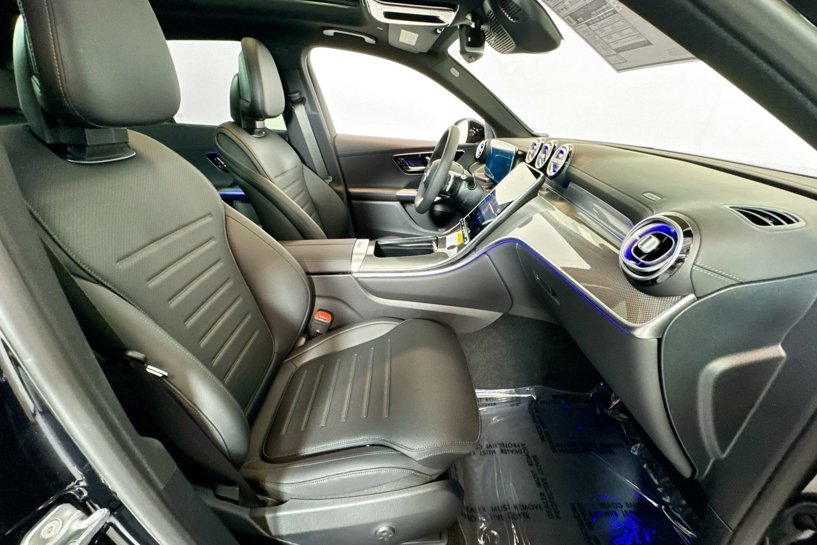 New 2026 Black Mercedes-Benz GLC 300 image 26