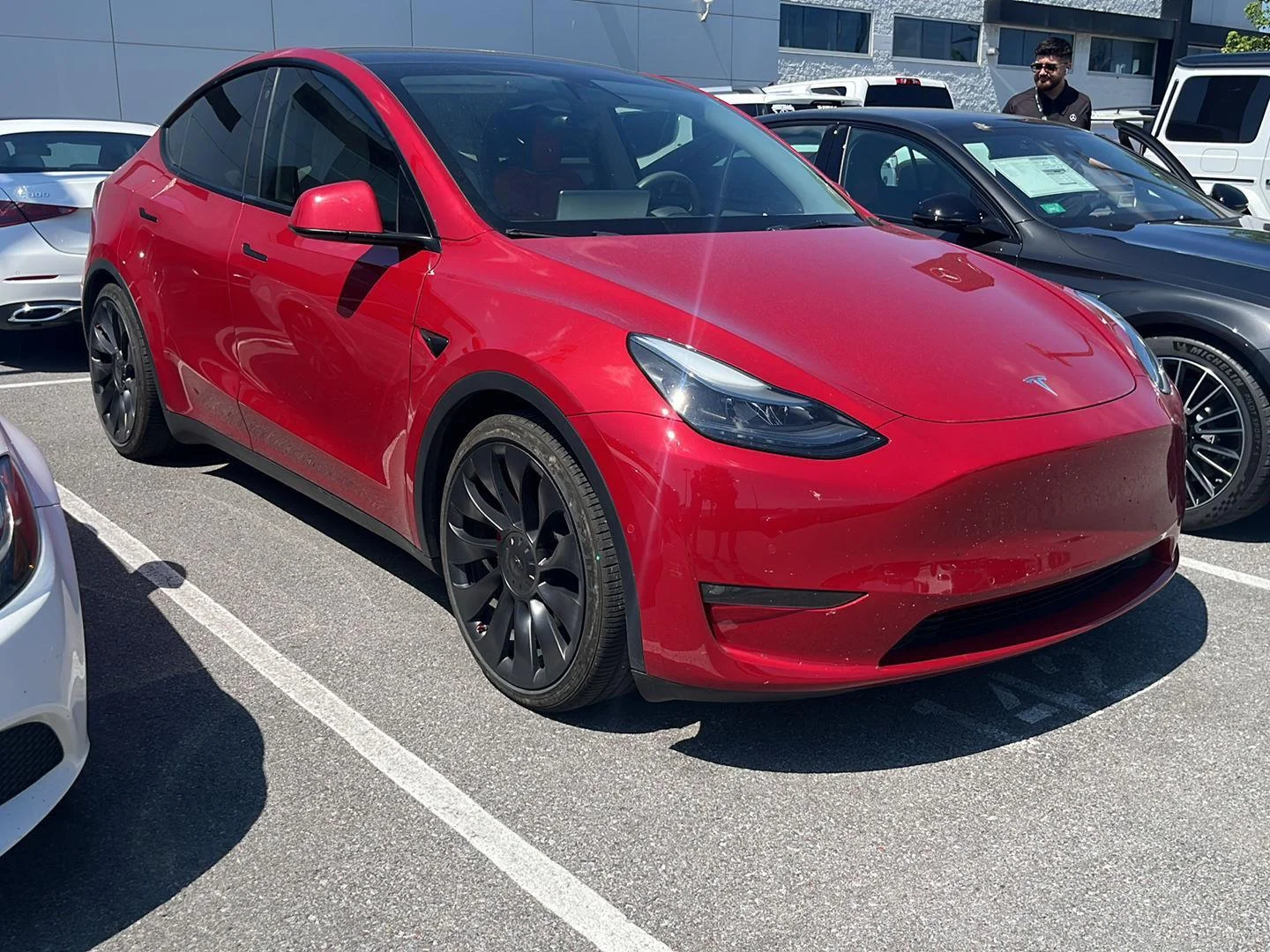 2022 Tesla Model Y Performance Dual Motor All-Wheel Drive's photo