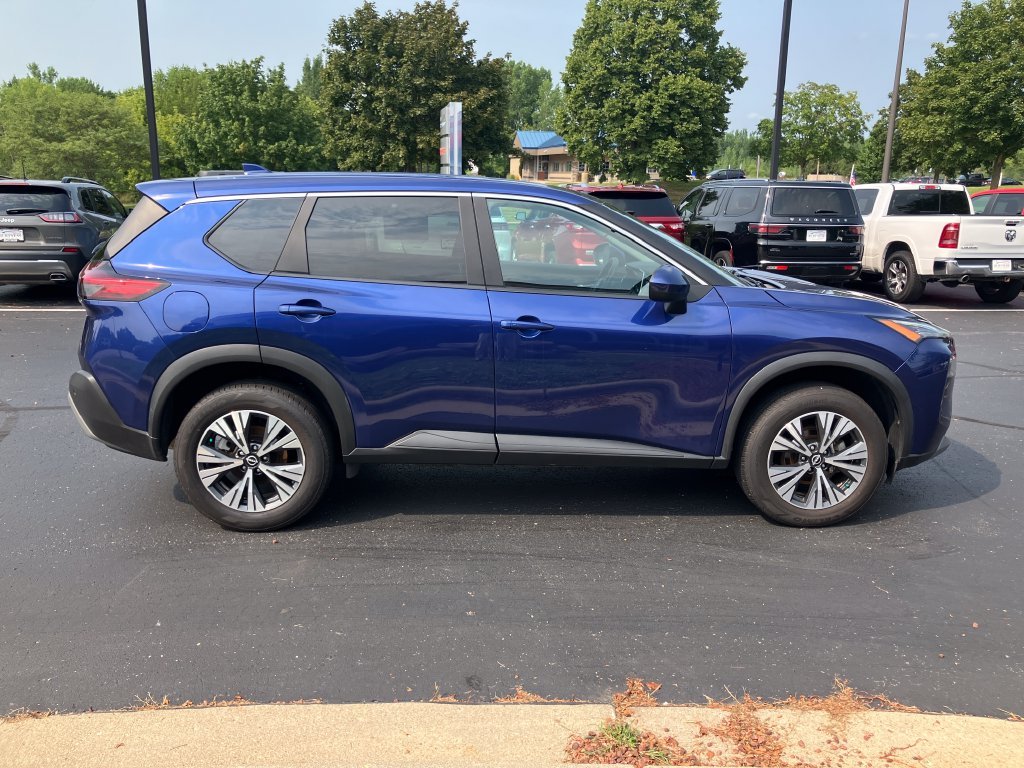 2023 Nissan Rogue SV - Photo 7