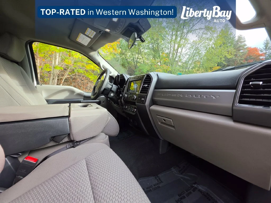 Used 2022 White Ford XLT image 16