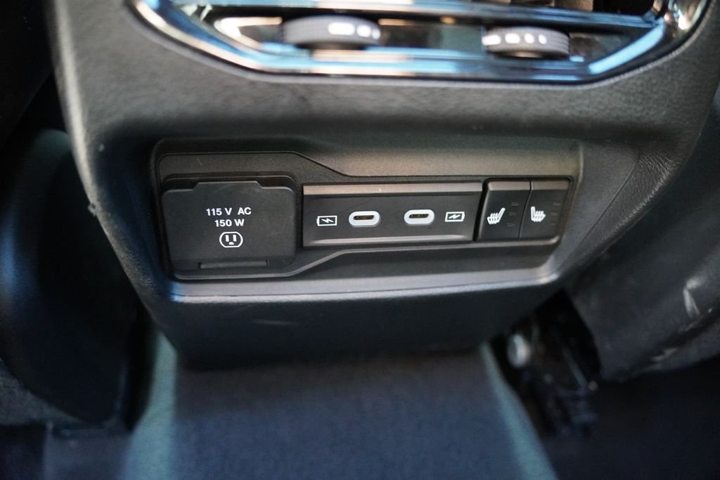 Used 2026 Baltic Gray Metallic Clearcoat Jeep Limited image 19
