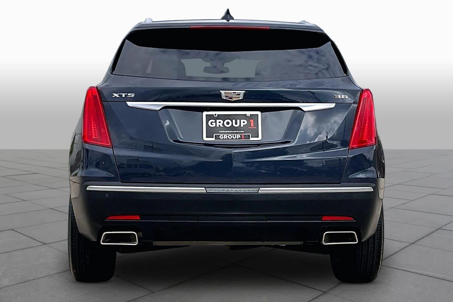 Used 2019 Harbor Blue Metallic Cadillac Luxury FWD image 5