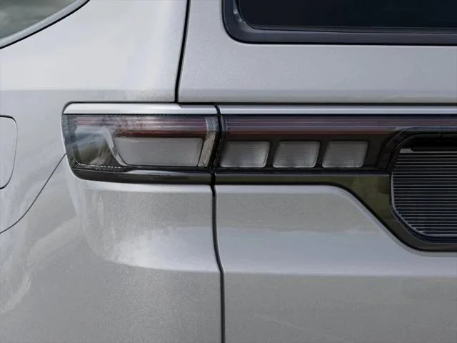 New 2026 Silver-Zynith Exterior Paint Jeep  image 5