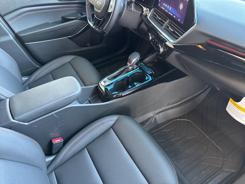 2026 Chevrolet Trax RS - Photo 15