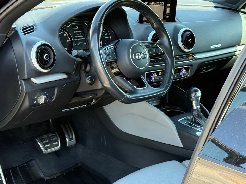 Certified Used 2018 Mythos Black Metallic Audi 1.4T Premium image 7