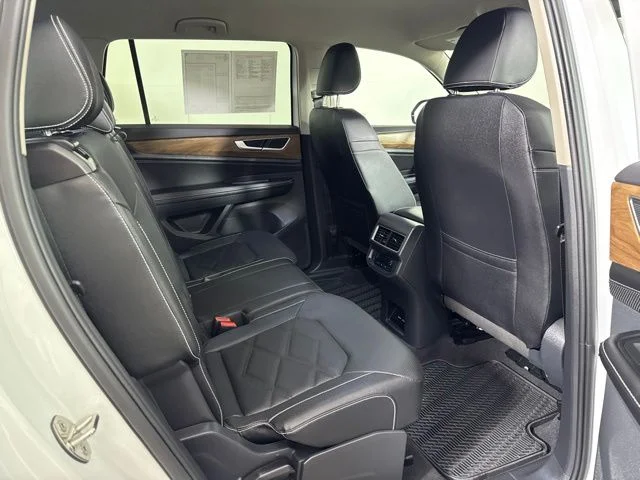 Used 2026 White Volkswagen SE image 5