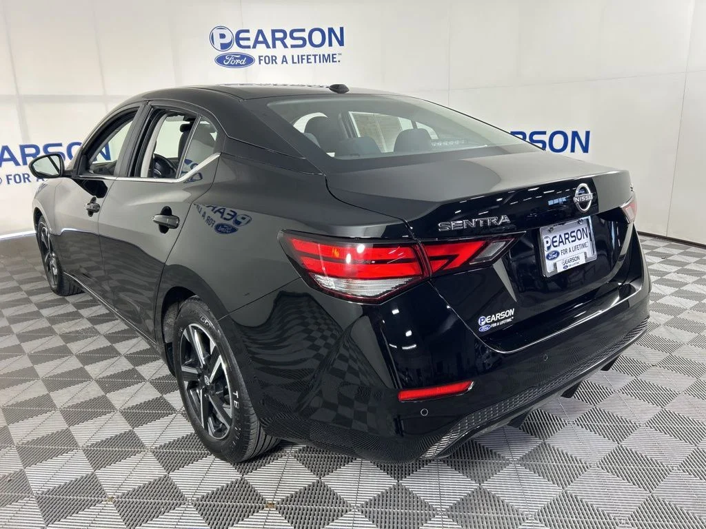 2024 Nissan Sentra SV - Photo 8