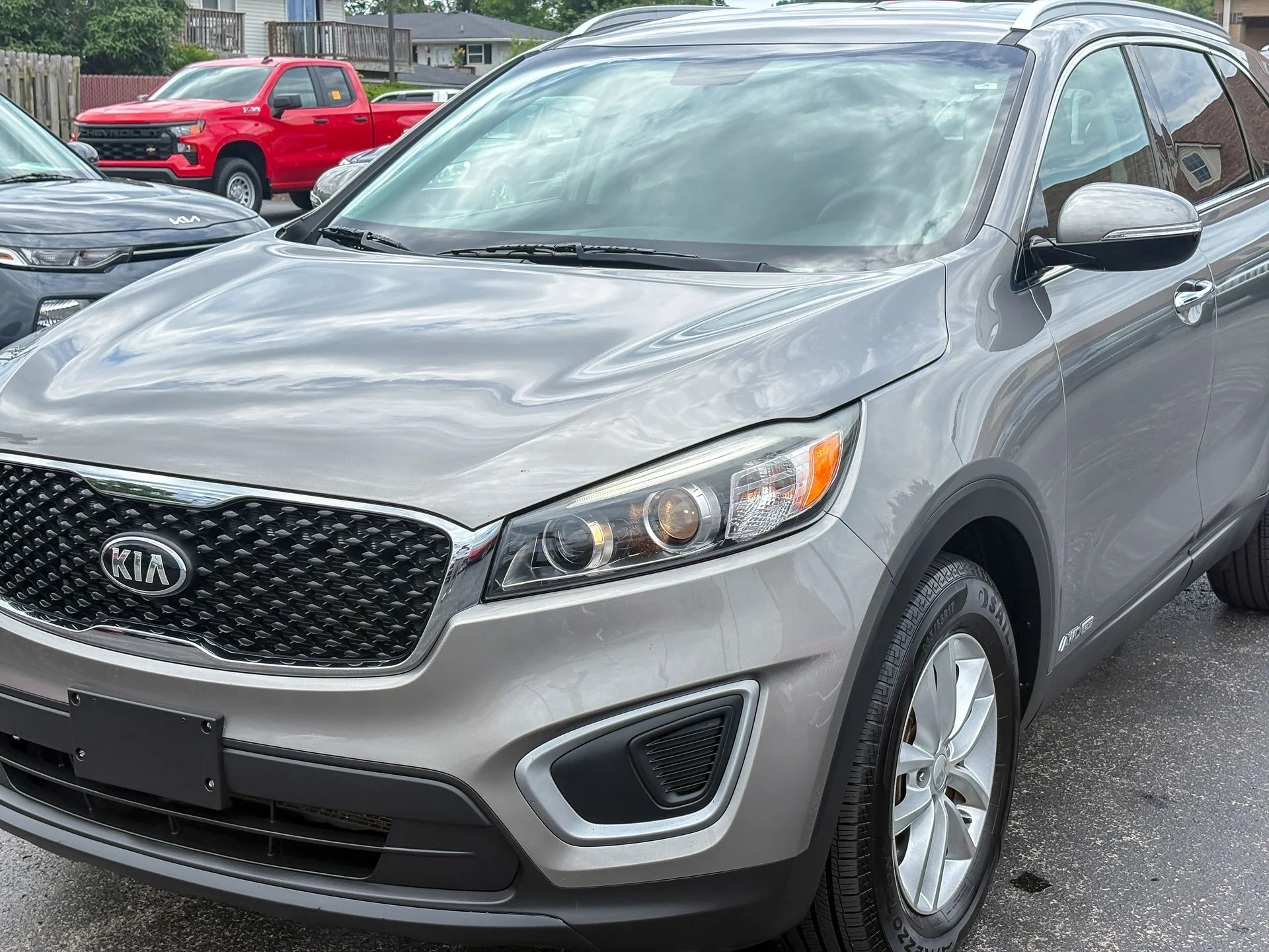 Used 2018 Silver Kia LX image 7