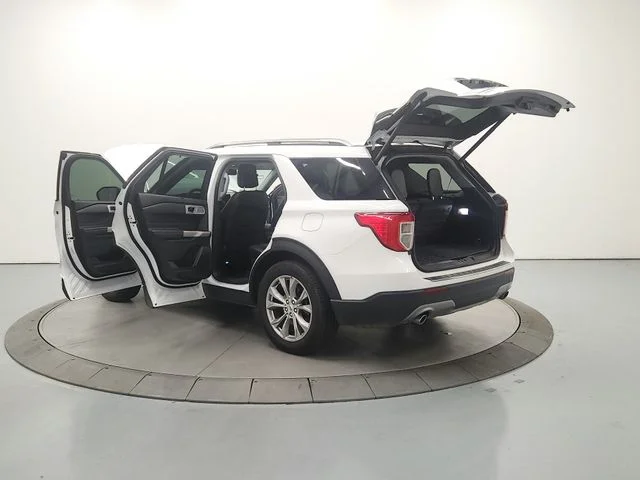 Used 2023 White Ford Limited image 14
