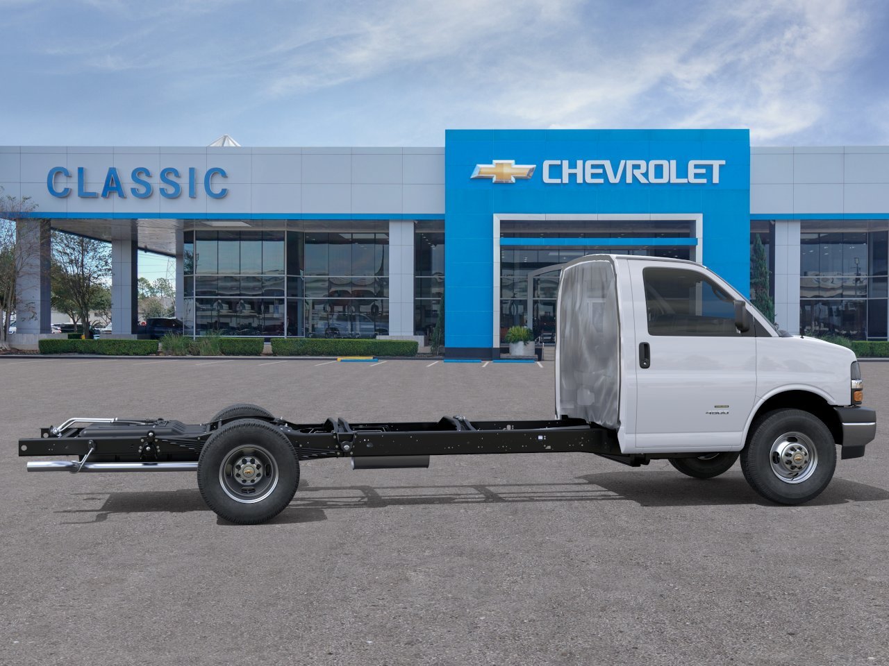 New 2026 Summit White Chevrolet 1WT image 5