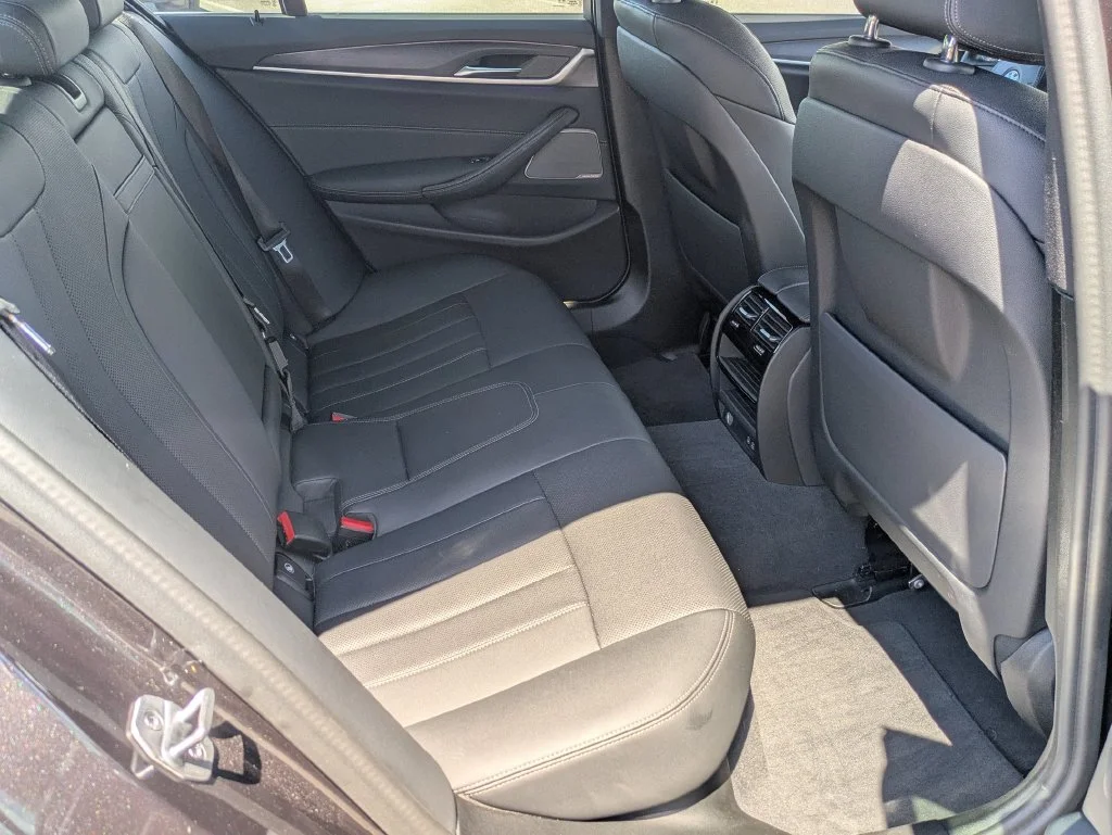 Used 2023 Gray BMW 530i image 21