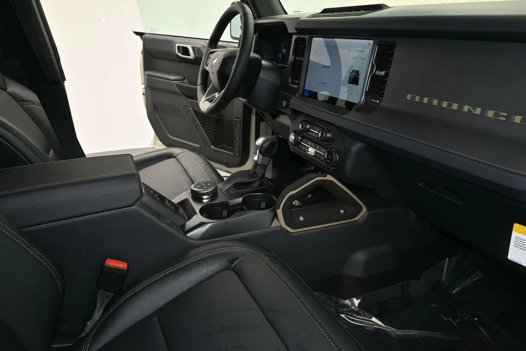 New 2026 Desert Sand Ford Badlands® image 15