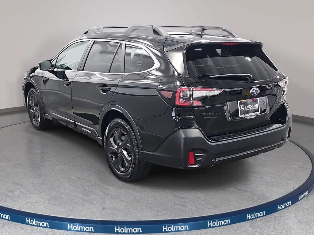 Used 2021 Black Subaru Onyx Edition XT image 8