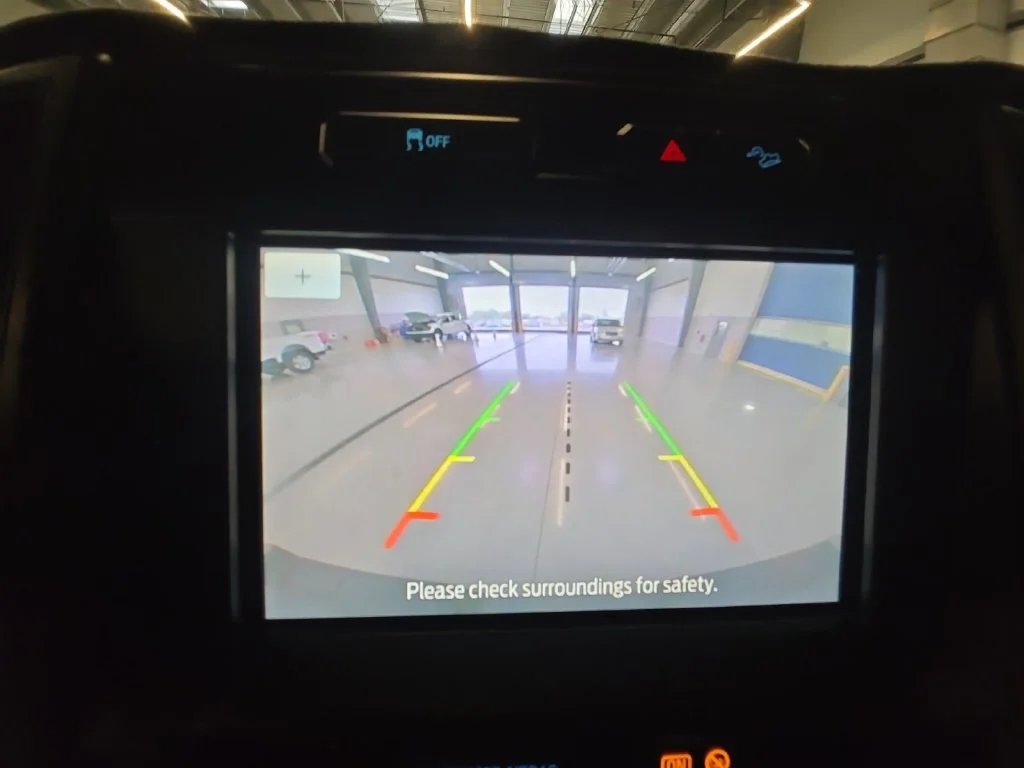 Used 2022 White Ford XL image 22