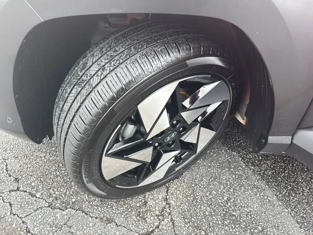 Used 2024 Red Hyundai Limited image 7