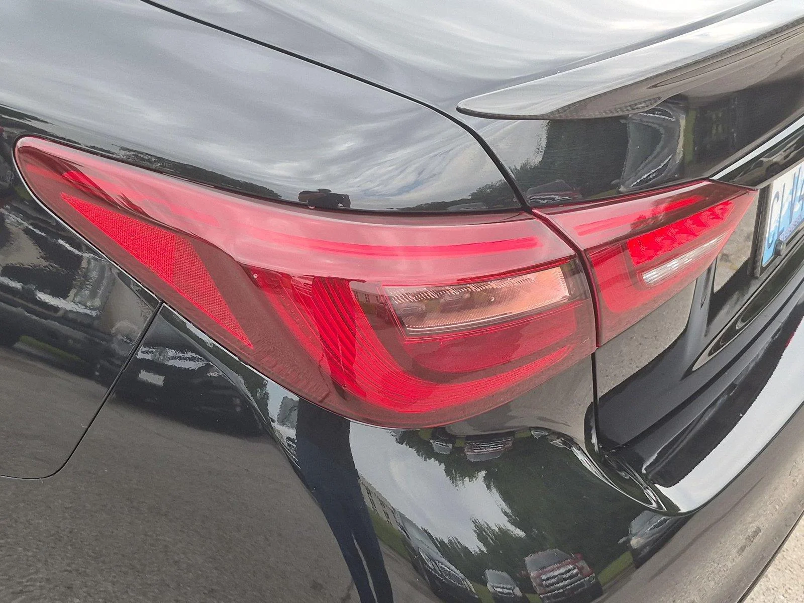 Used 2023 Midnight Black INFINITI RED SPORT 400 image 11