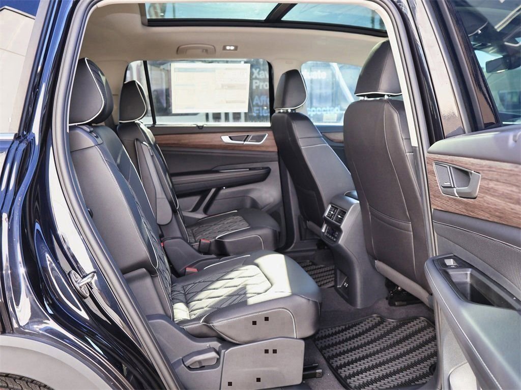 2026 Volkswagen Atlas SEL Premium R-Line - Photo 33