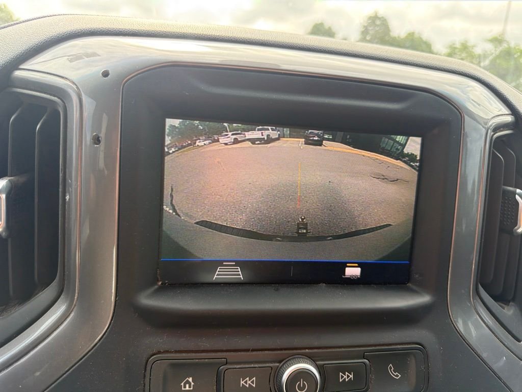 Used 2021 Silver Chevrolet Custom image 17