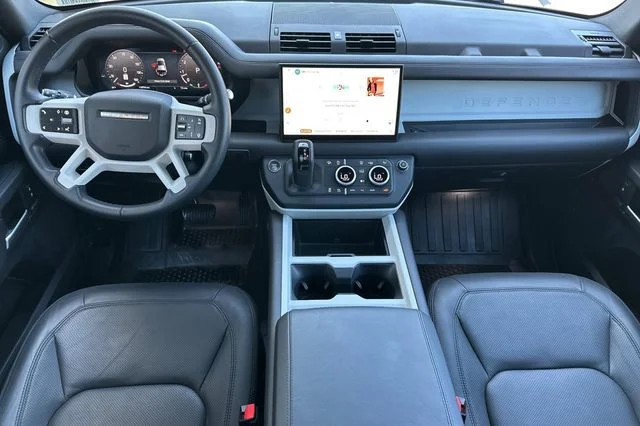 Certified Used 2025 Blue Land Rover X-Dynamic SE image 12