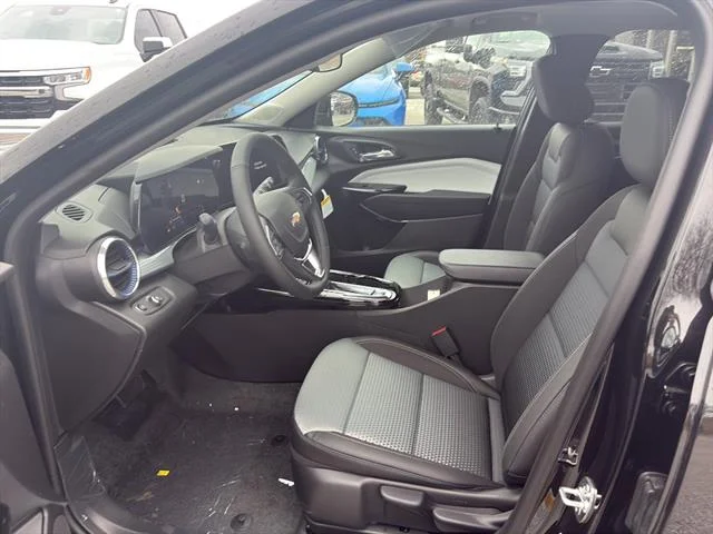 New 2026 Mosaic Black Metallic Chevrolet LT image 6
