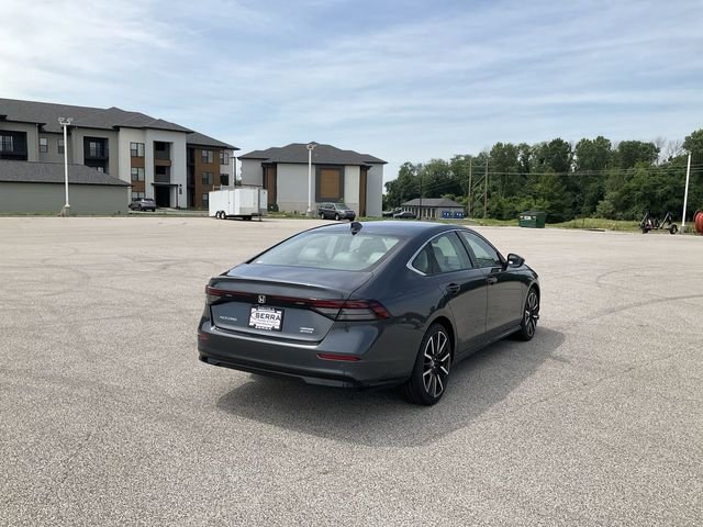 New 2026 Meteorite Gray Metallic Honda Touring image 14