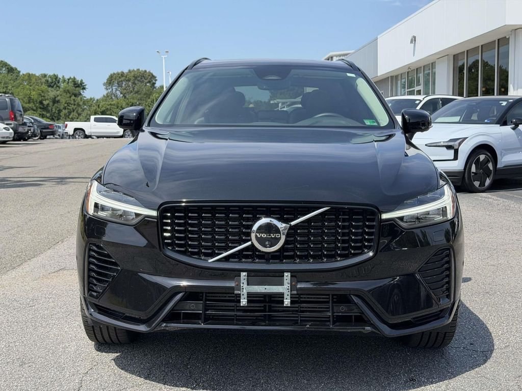 Used 2024 Black Volvo T8 Plus Dark Theme image 24