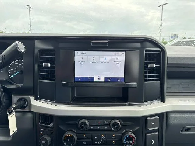 New 2026 Oxford White Ford F-250® XL image 23