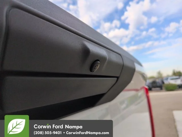 New 2026 Oxford White Ford XLT image 29
