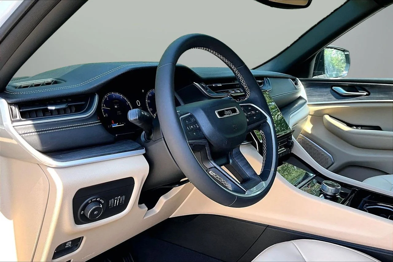 Certified Used 2023 White Jeep Limited image 19