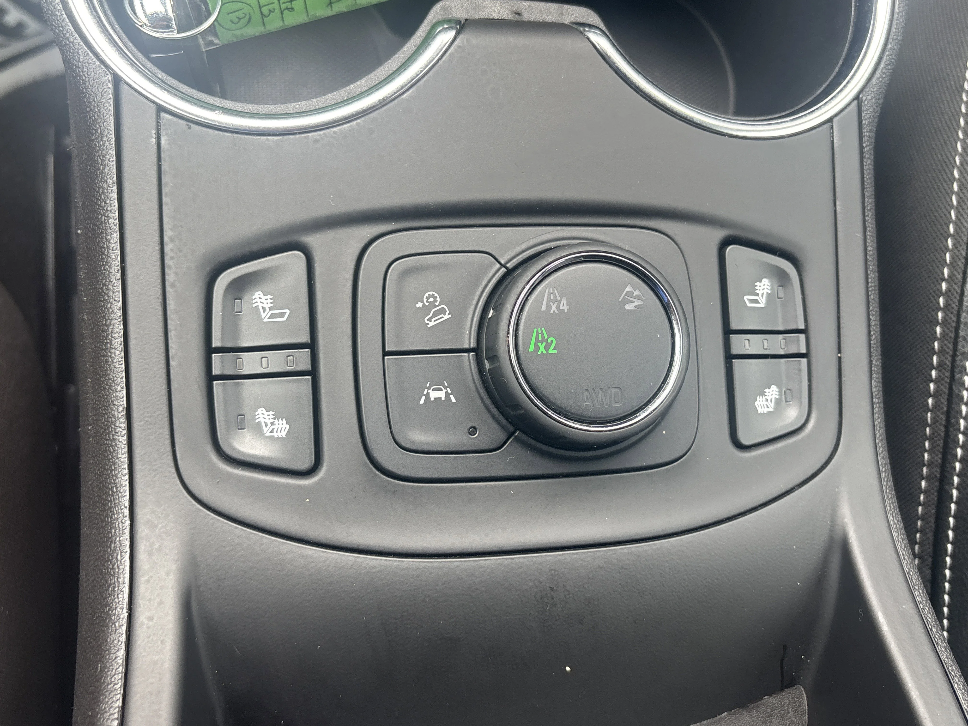 Used 2024 Summit White GMC SLT image 27