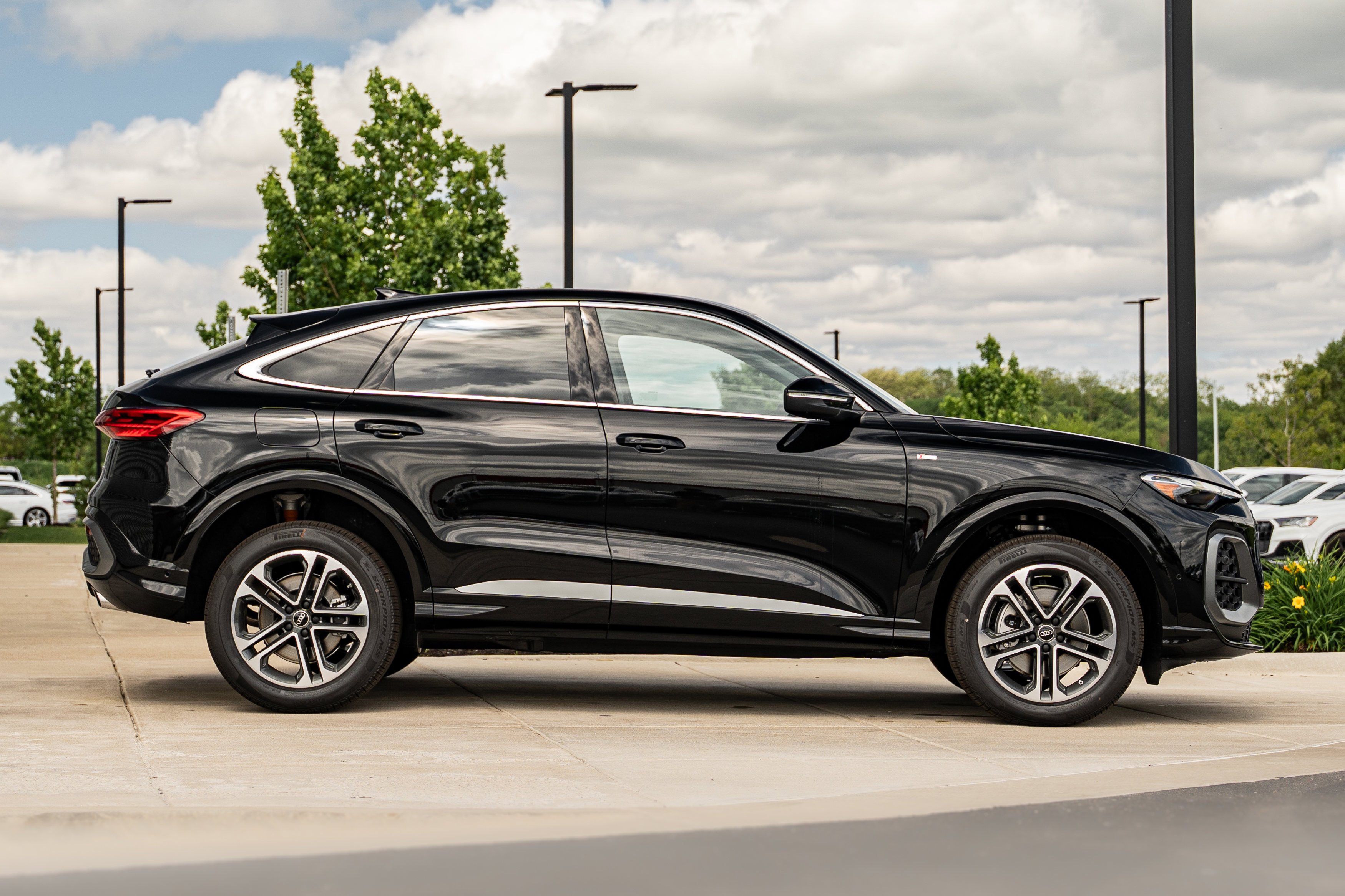 New 2026 Mythos Audi Premium image 3