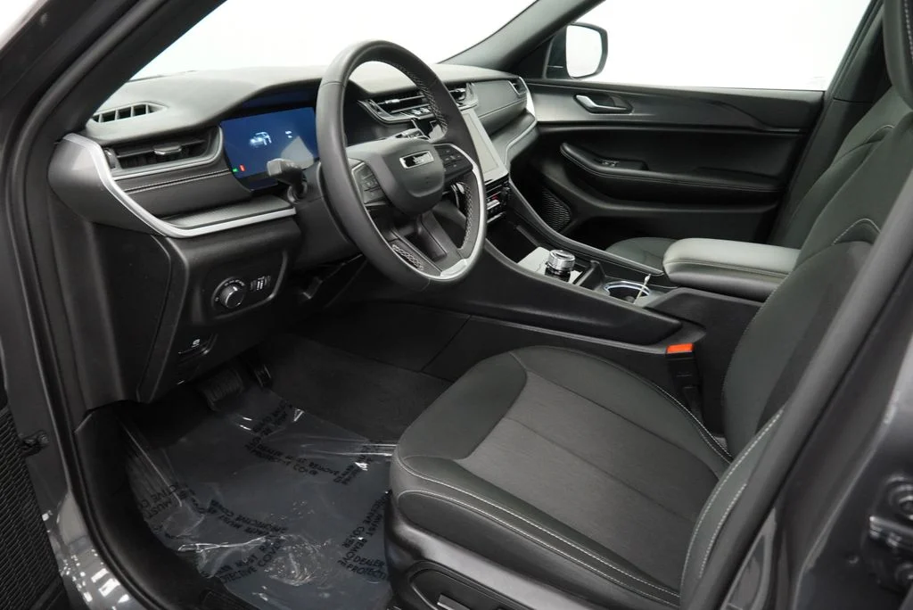 Used 2025 Gray Jeep Laredo image 11