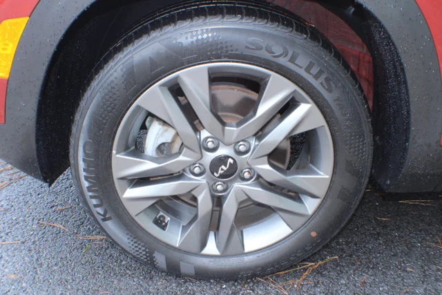 Used 2023 Mars Orange Kia S image 5