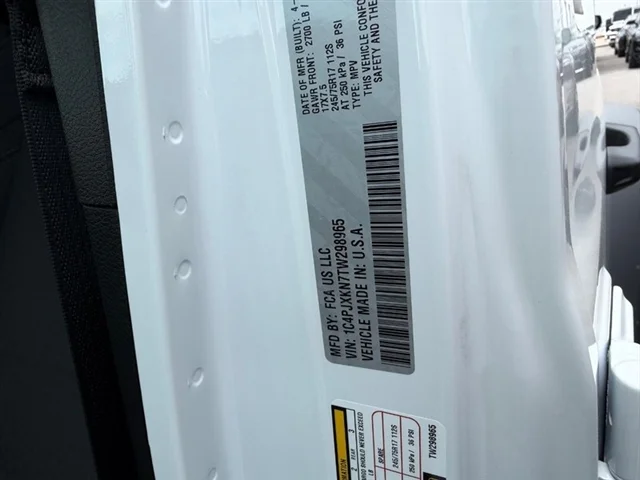 New 2026 Bright White Clearcoat Jeep Sport RHD image 21