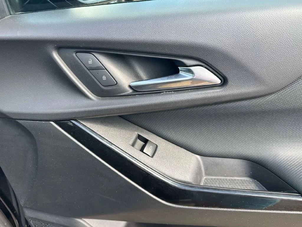 Used 2025 Black Chevrolet LT image 22