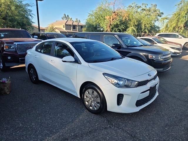 Used 2020 Clear White Kia S image 17