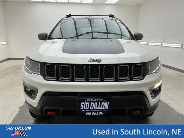 Used 2018 White Clearcoat Jeep Trailhawk image 2