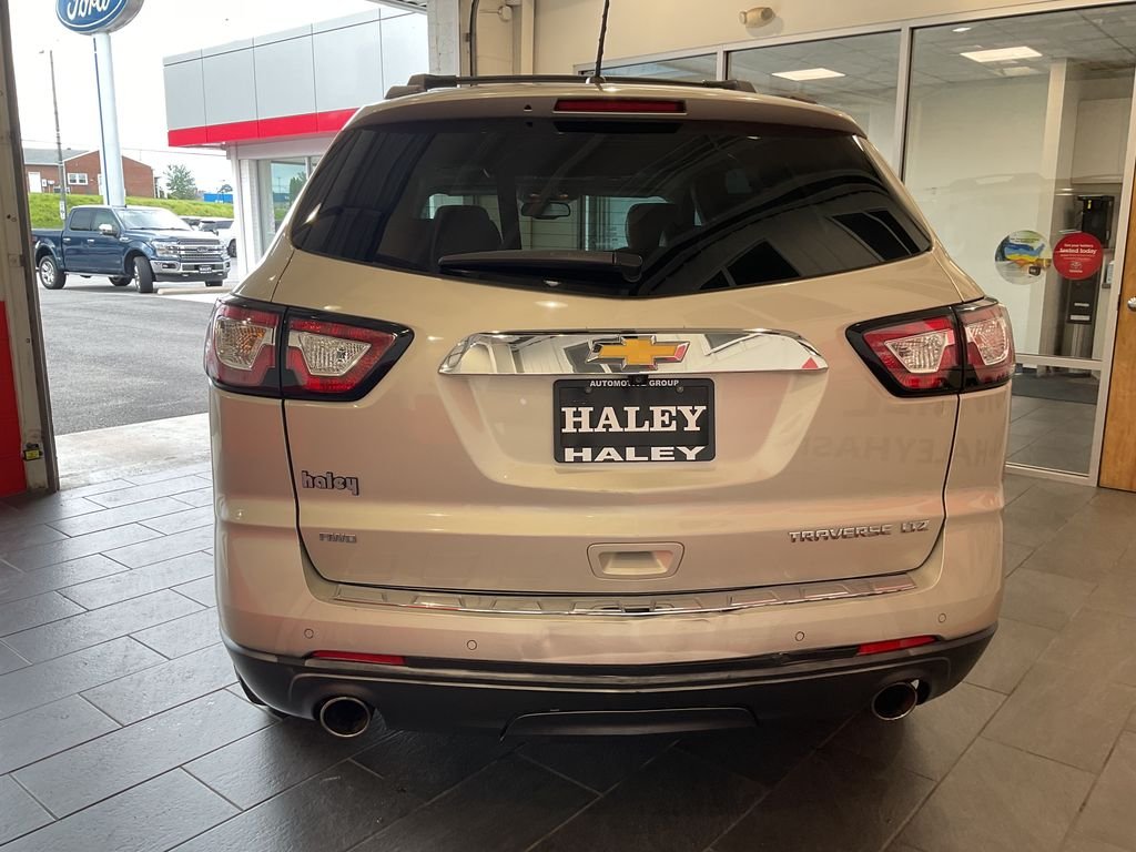 Used 2013 Gold Chevrolet LTZ image 7