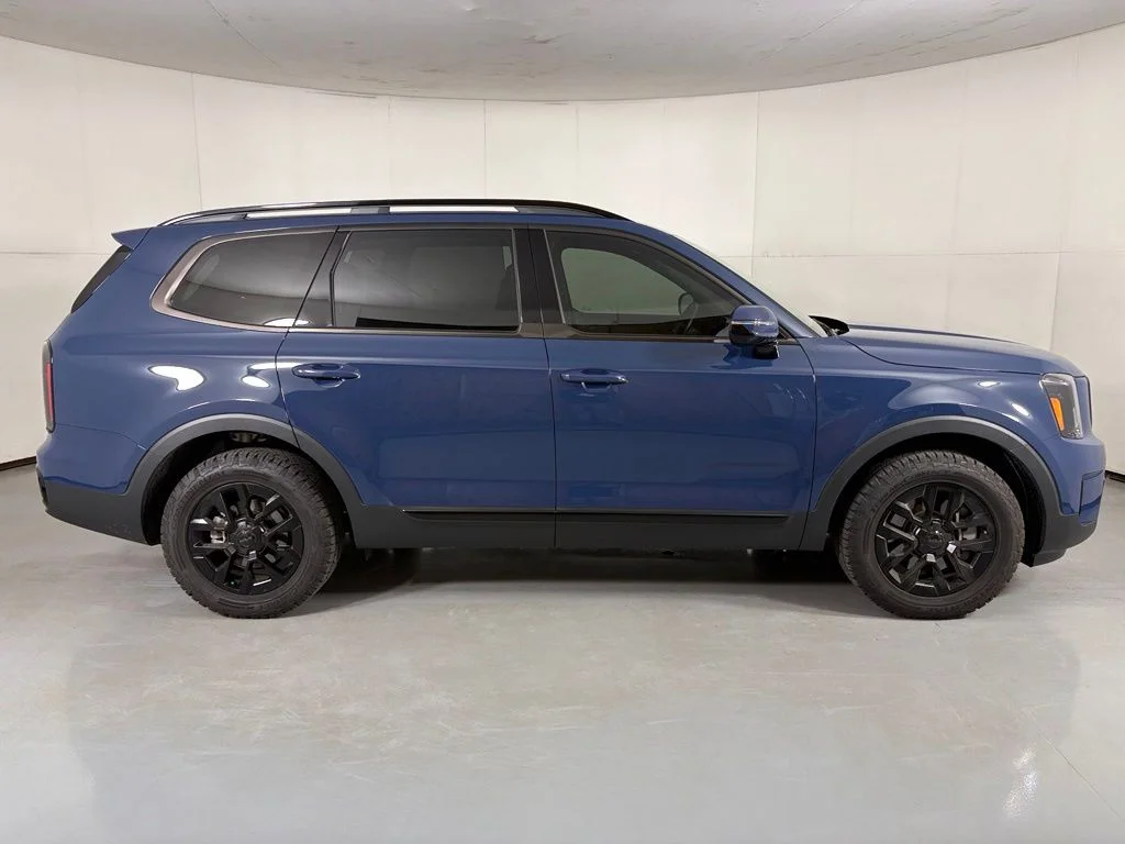 Used 2025 Black Kia SX-Prestige X-Pro image 9