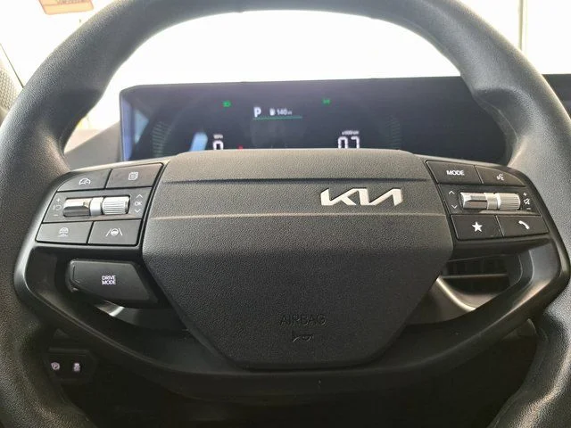 Used 2025 Black Kia LXS image 10