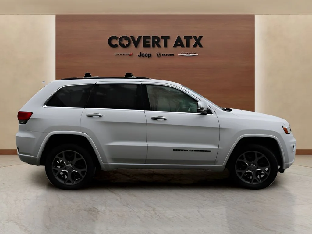 Used 2019 Off-white Jeep Overland image 6