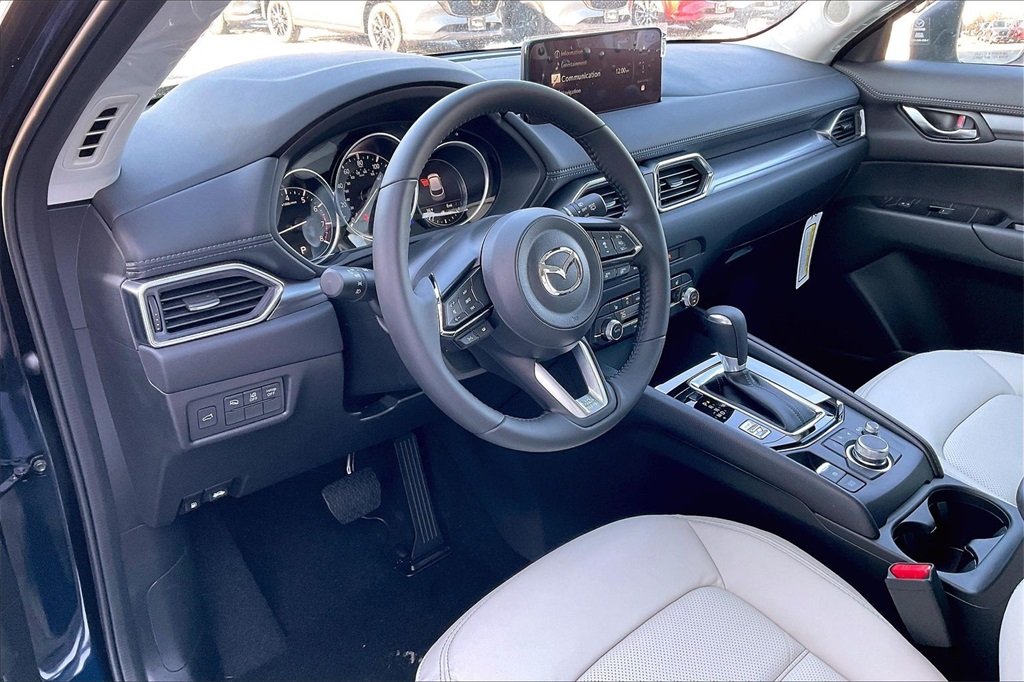 2025 MAZDA CX-5 - Image 7