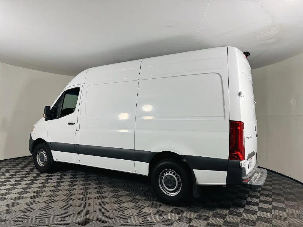 Used 2020  Mercedes-Benz  image 20